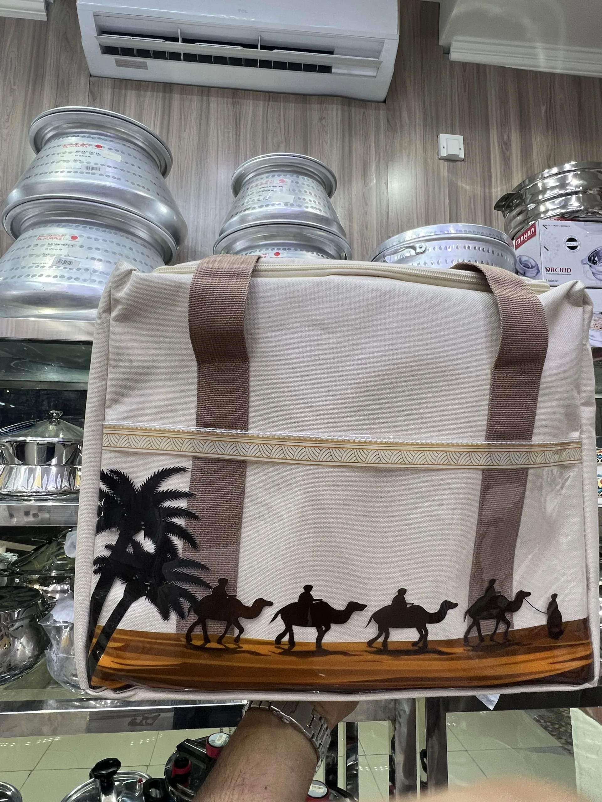 Camping bag 4- vacuum jugs